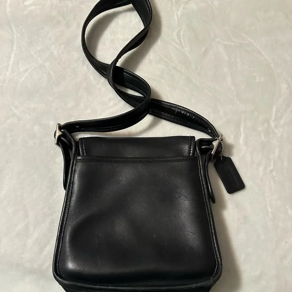 Vintage Coach Leather Crossbody/Purse - Picture 2 of 13
